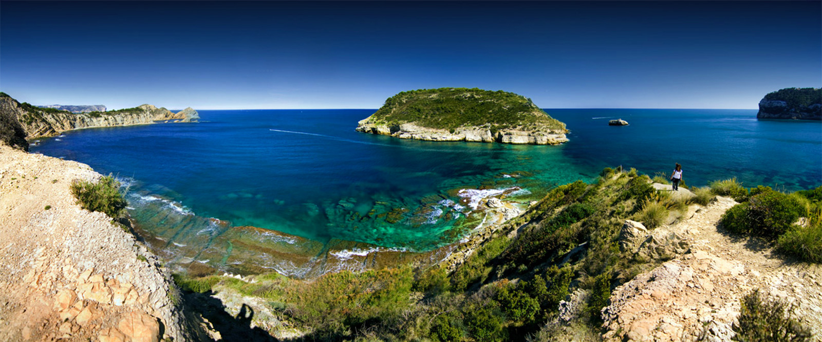 Secret islands to discover ...