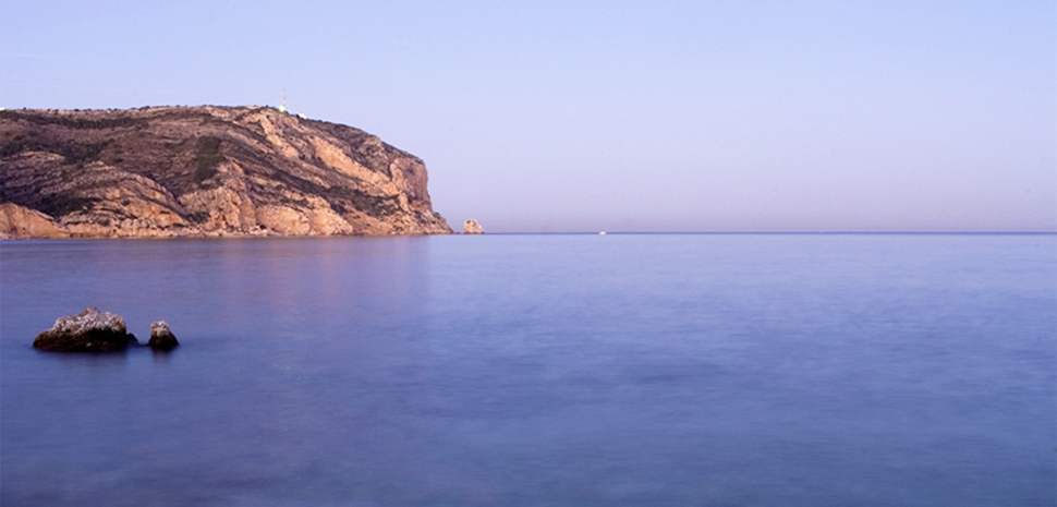 Abahana Villas - Sunrise at Cabo de San Antonio in Jávea. Abahana Villas - Sunrise at Cabo de San Antonio in Jávea.
