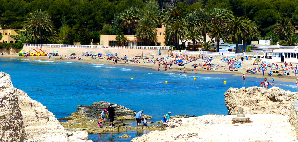 Abahana Villas - Vue de la Plage de l'Ampolla du château Moraira.