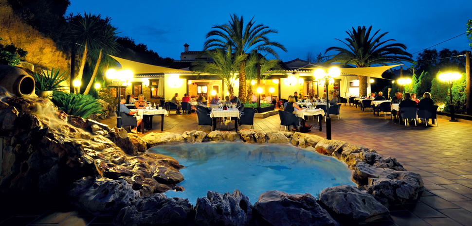 Ca la Iaia - Ca la Iaia Terrasse Restaurant in Moraira. Ca la Iaia - Ca la Iaia Terrasse Restaurant in Moraira.