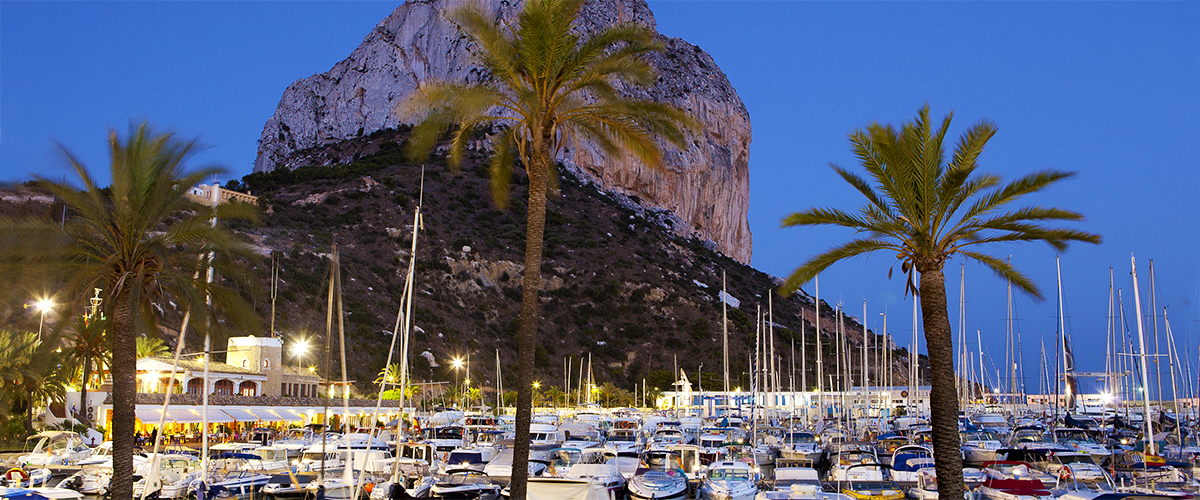 Abahana Villas - Port and Rock of Ifach of Calpe at dusk.