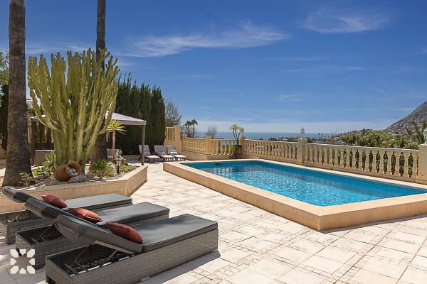 Alquiler villa AMAR en calpe