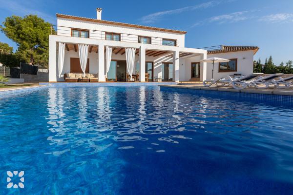 Alquiler villa FUSTERA en benissa