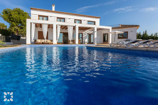 Alquiler villa FUSTERA en benissa