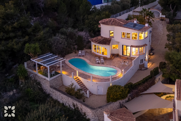 Alquiler villa BEGONIA en moraira