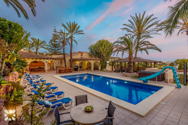 Alquiler villa OHANA en moraira